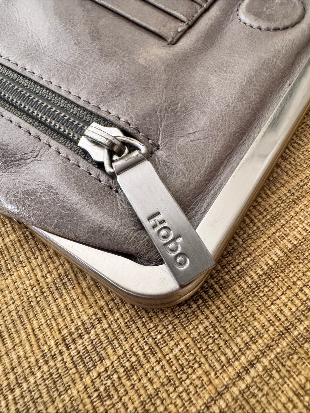 HOBO Lauren Gray Glazed Leather Double Frame Clutch - Picture 10 of 11